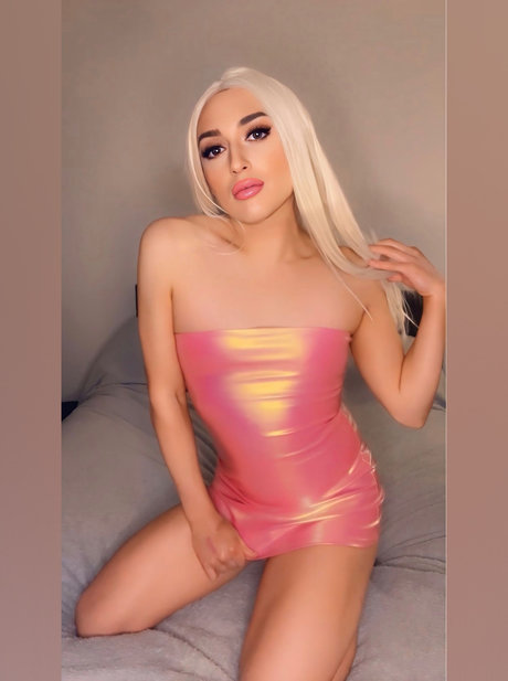 Foto di nudo di fuga di OnlyFans di Bambi Bentley