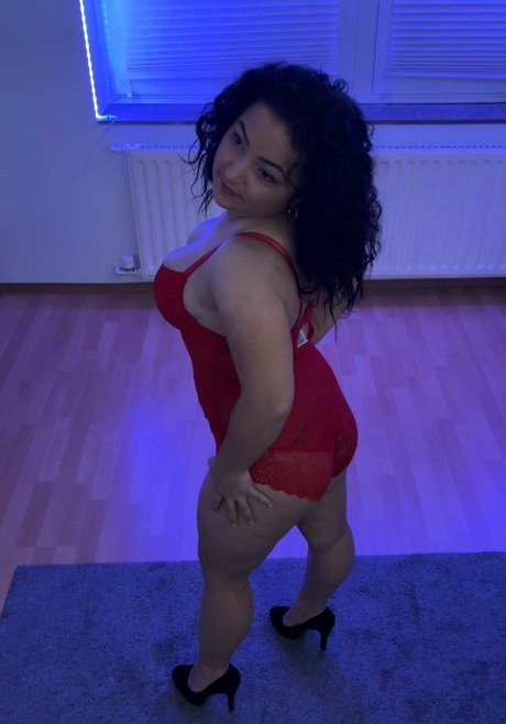 Foto di nudo di fuga di OnlyFans di Littlemaya19