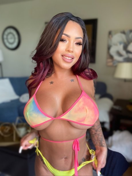 Foto di nudo di fuga di OnlyFans di Lissssuhxxx