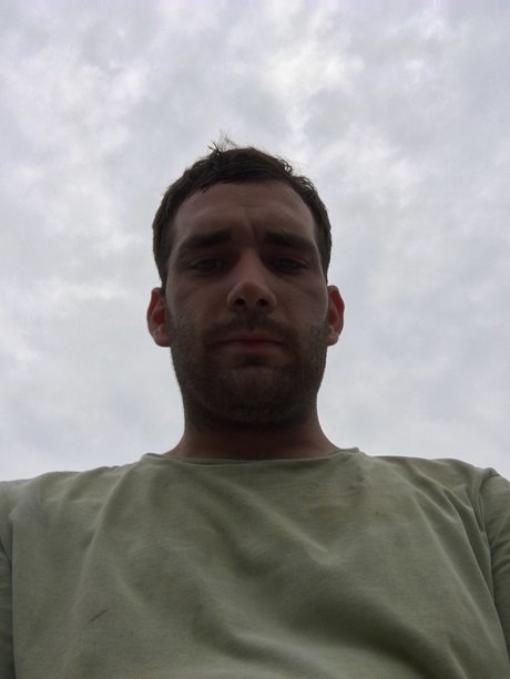 Foto di nudo di fuga di OnlyFans di John