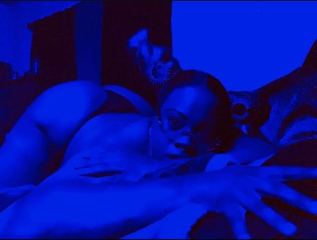 Foto di nudo di fuga di OnlyFans di Lightskinnryka