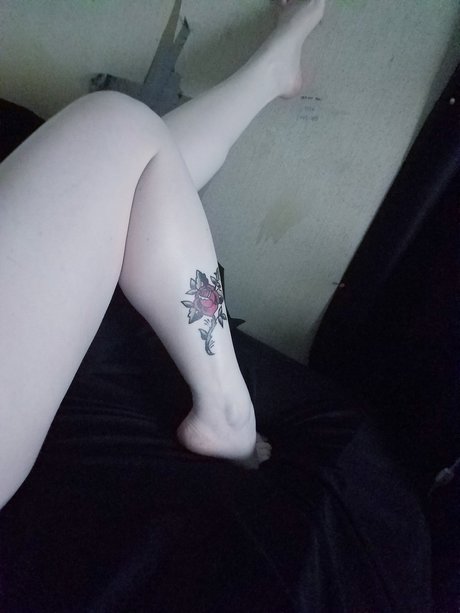 Foto di nudo di fuga di OnlyFans di Kala