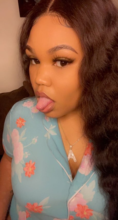 Foto di nudo di fuga di OnlyFans di Ms Lickitoff 