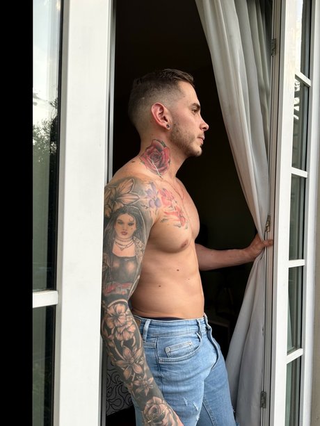 Foto di nudo di fuga di OnlyFans di Abel