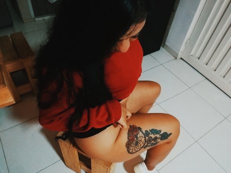 Foto di nudo di fuga di OnlyFans di Kloren