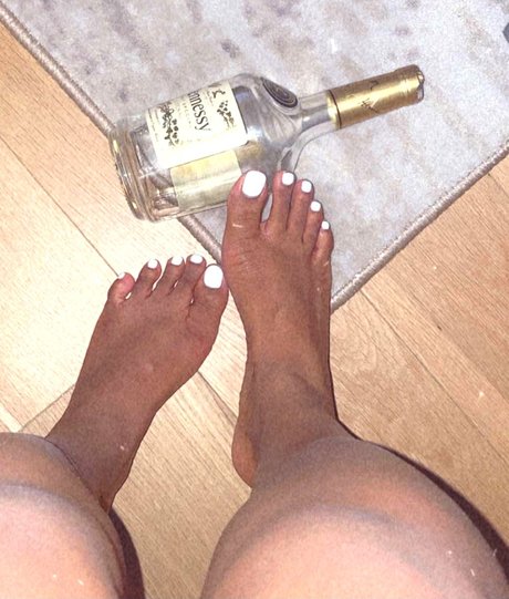 Foto di nudo di fuga di OnlyFans di Love Thy Feet