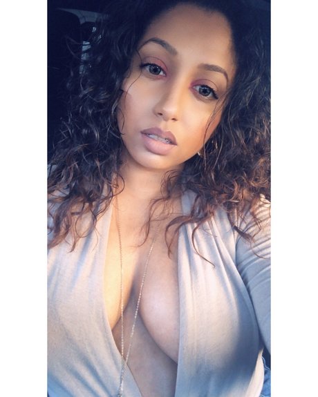 Foto di nudo di fuga di OnlyFans di Amber