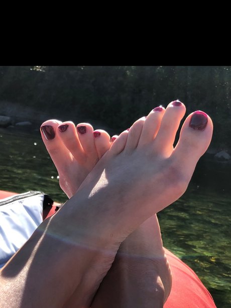 Foto di nudo di fuga di OnlyFans di Lovelyfeet699