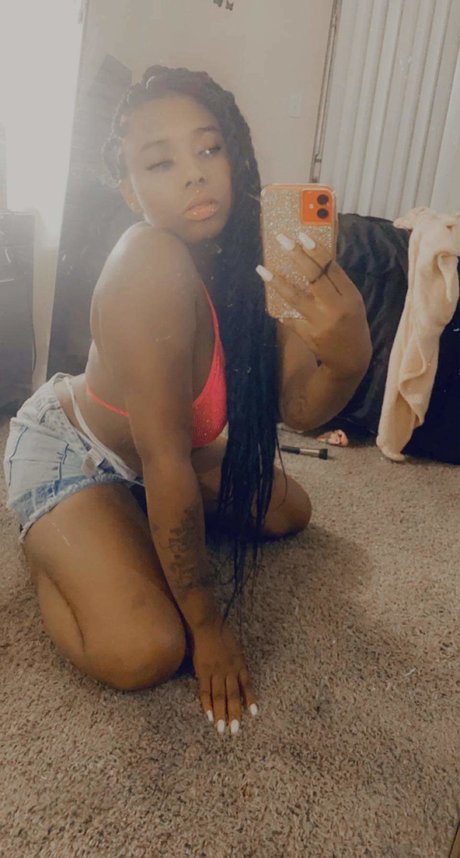 Foto di nudo di fuga di OnlyFans di Lovelysunshine