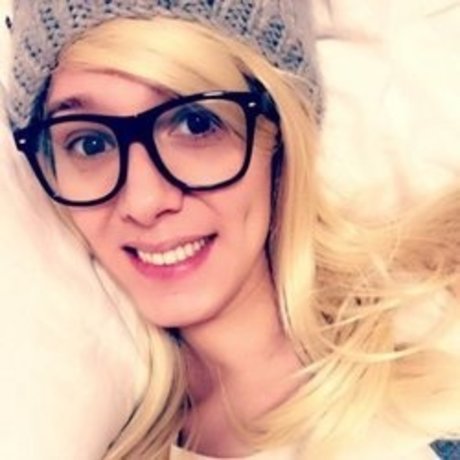 Foto di nudo di fuga di OnlyFans di Ariel