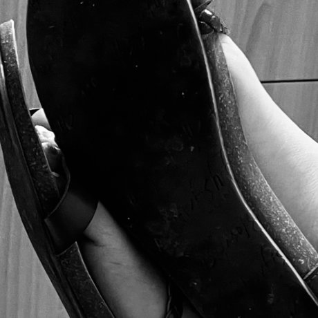 Foto di nudo di fuga di OnlyFans di Losana