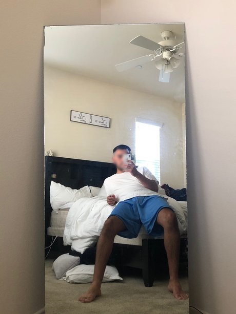 Foto di nudo di fuga di OnlyFans di Lorenzo Romano