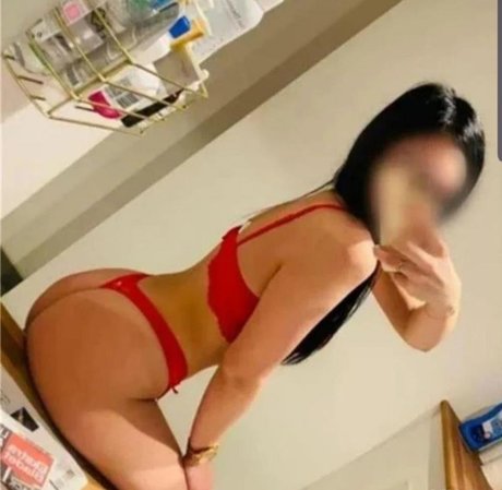 Foto di nudo di fuga di OnlyFans di Lorena Alexandra