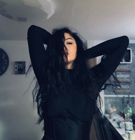 Foto di nudo di fuga di OnlyFans di Lorena