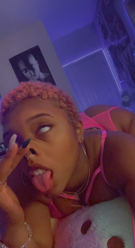 Foto di nudo di fuga di OnlyFans di Londyn Lynxx