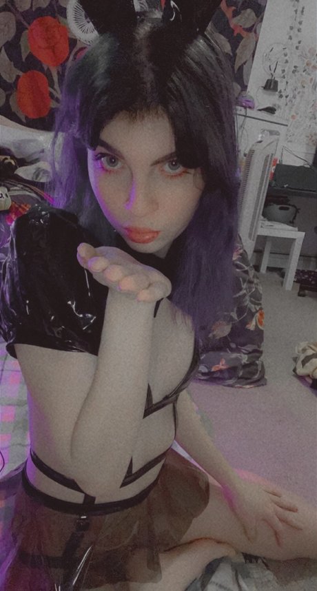 Foto di nudo di fuga di OnlyFans di Lizzi