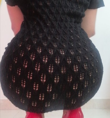 Foto di nudo di fuga di OnlyFans di Regina Romo