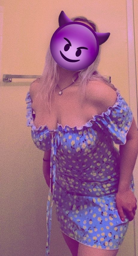 Foto di nudo di fuga di OnlyFans di Olivia Mitchell
