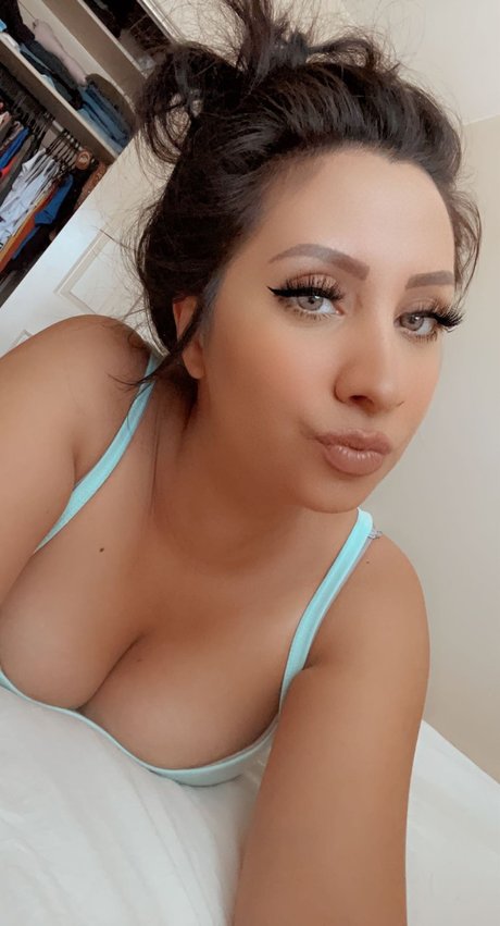Foto di nudo di fuga di OnlyFans di Maddiiex