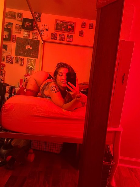Foto di nudo di fuga di OnlyFans di Madamsavag3