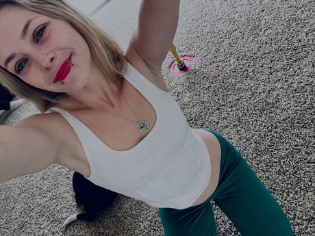 Foto di nudo di fuga di OnlyFans di Chaotic Pixie