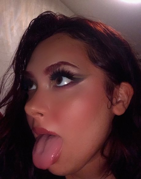 Foto di nudo di fuga di OnlyFans di Lyssa