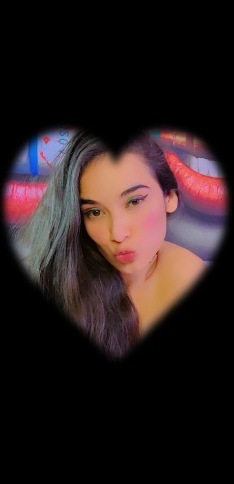 Foto di nudo di fuga di OnlyFans di Lynzilin