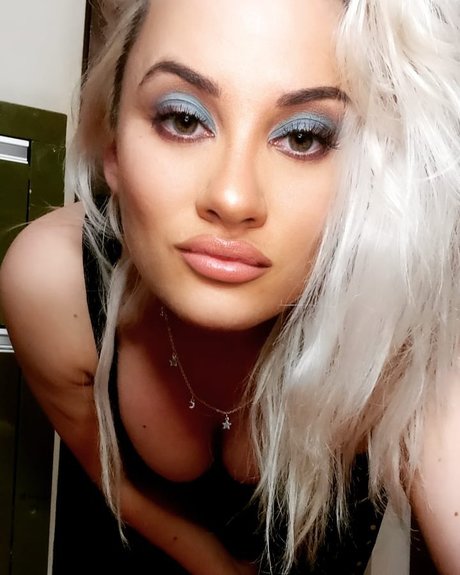Foto di nudo di fuga di OnlyFans di Lusyvip