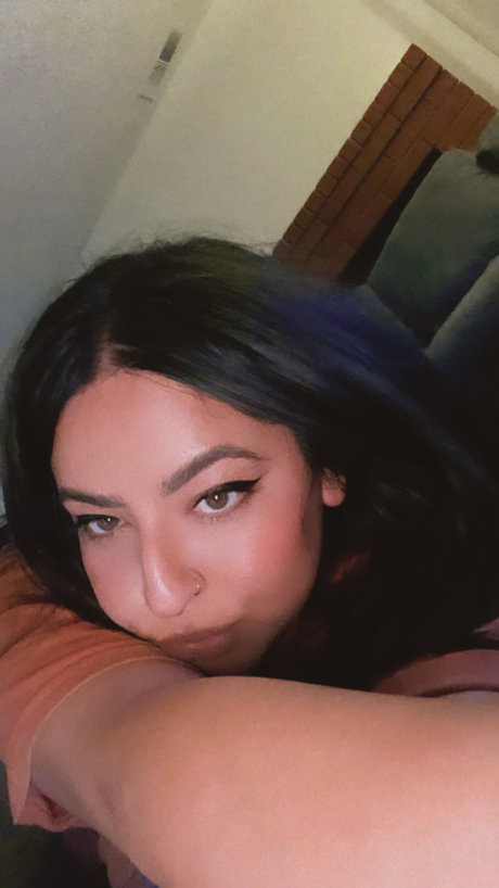 Foto di nudo di fuga di OnlyFans di L
