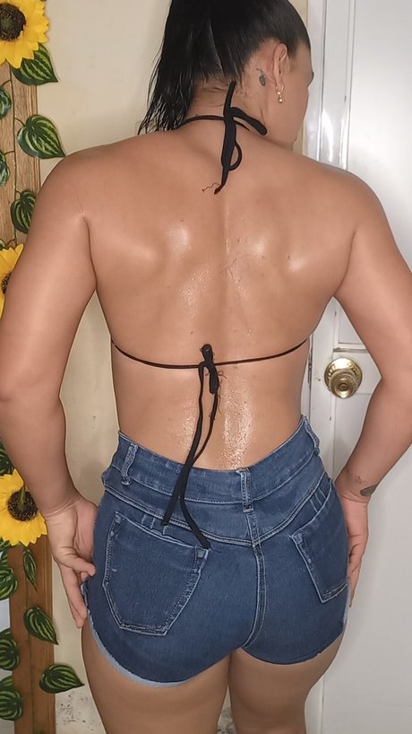 Foto di nudo di fuga di OnlyFans di Luna Stela