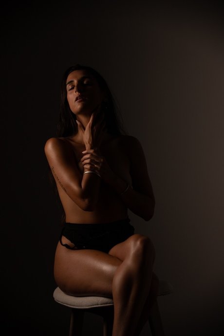 Foto di nudo di fuga di OnlyFans di Belcel