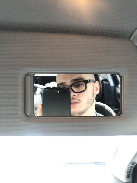 Foto di nudo di fuga di OnlyFans di Lue Bason
