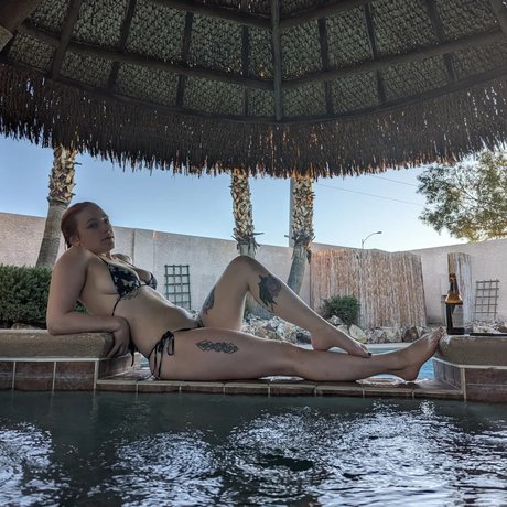 Foto di nudo di fuga di OnlyFans di Lucy Dream