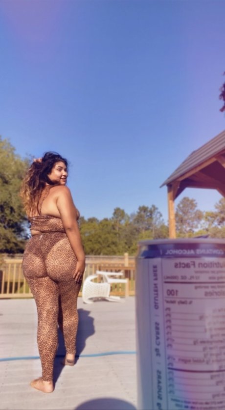 Foto di nudo di fuga di OnlyFans di Luckyrose