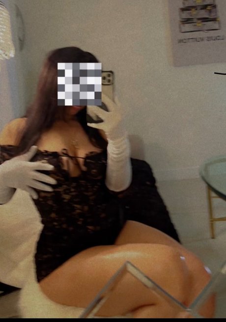 Foto di nudo di fuga di OnlyFans di Lucki