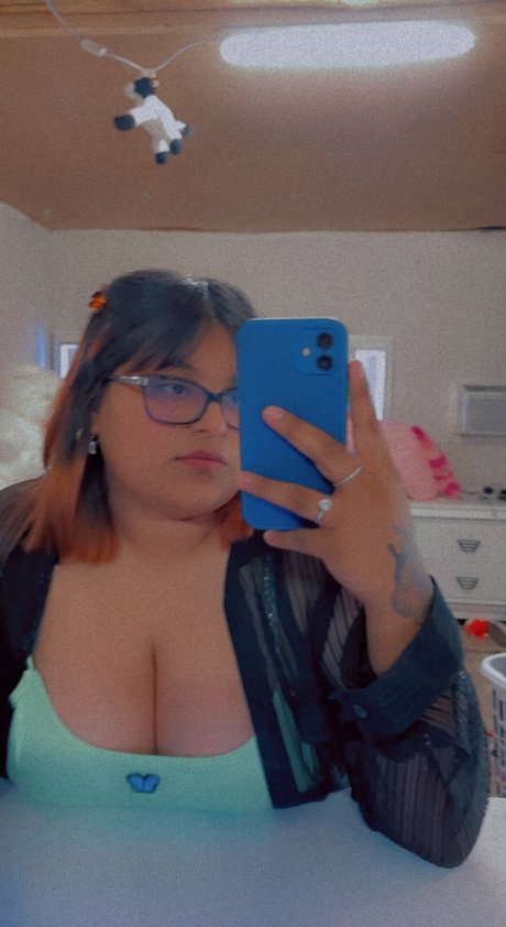 Foto di nudo di fuga di OnlyFans di Lucifer