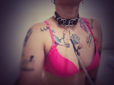 Foto di nudo di fuga di OnlyFans di Ana