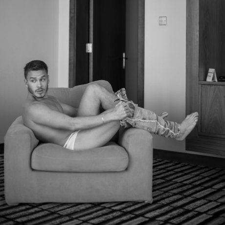 Foto di nudo di fuga di OnlyFans di Luan Frank