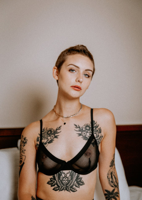 Foto di nudo di fuga di OnlyFans di Marley Jean