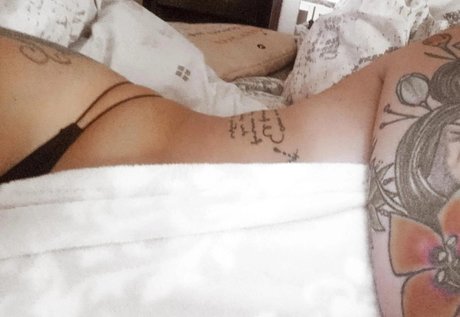 Foto di nudo di fuga di OnlyFans di Mariela