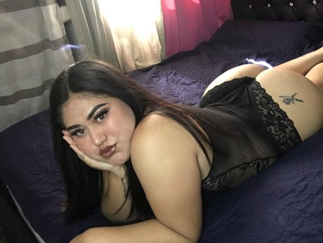 Foto di nudo di fuga di OnlyFans di Mariana