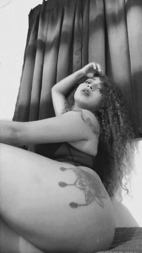 Foto di nudo di fuga di OnlyFans di Maria Diaz