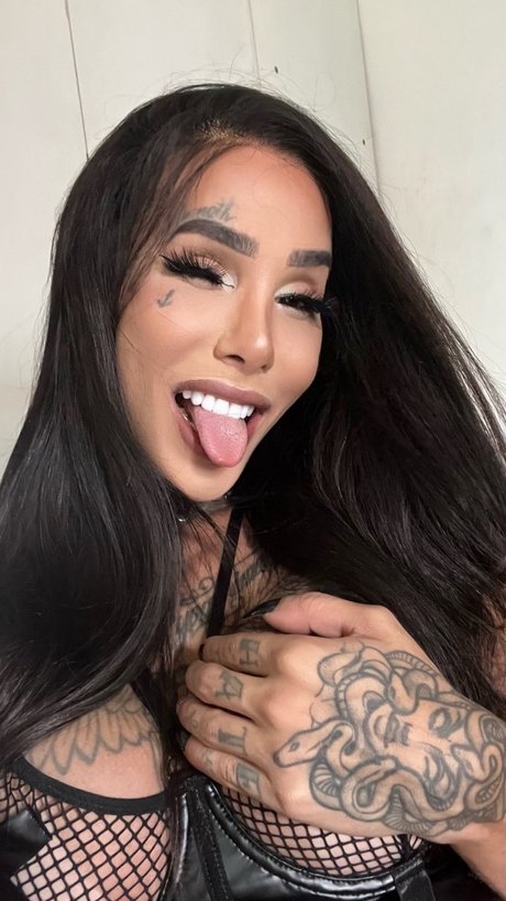 Foto di nudo di fuga di OnlyFans di Mandy Rocche 
