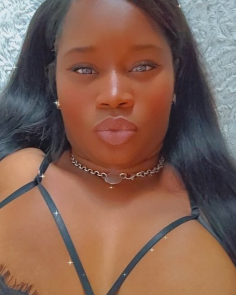 Foto di nudo di fuga di OnlyFans di Mandybabyxxx Free Page