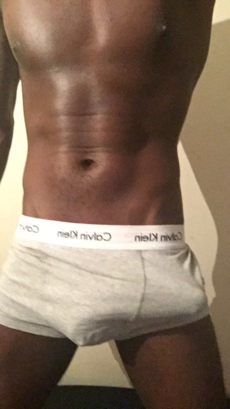 Foto di nudo di fuga di OnlyFans di Manacondauk