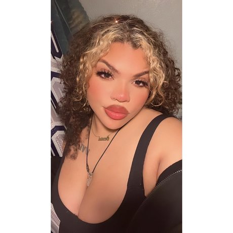 Foto di nudo di fuga di OnlyFans di Rose Collazo