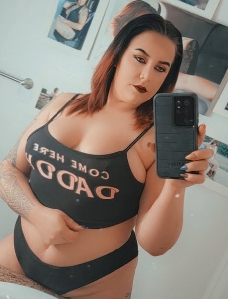 Foto di nudo di fuga di OnlyFans di Maisy