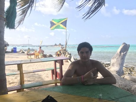 Foto di nudo di fuga di OnlyFans di El Papi