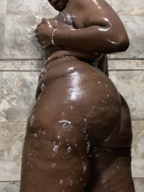 Foto di nudo di fuga di OnlyFans di Melaningoodness