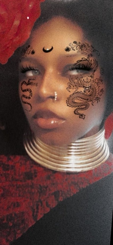 Foto di nudo di fuga di OnlyFans di Melaninatedwaifu
